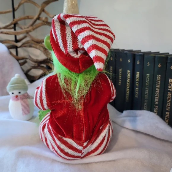Baby Grinch doll for Christmas whoville Dr Seuss. Super cute green fuzzy - Picture 9 of 13